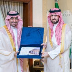 السباح السعودي فيصل القصيبي : مستعد لعبور المانش لرفع علم المملكة والصعود للعالمية