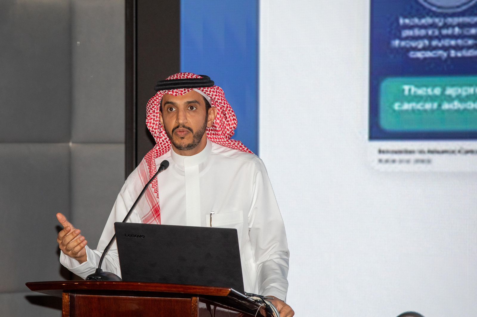 استشاري أورام .. معدلات البقاء على قيد الحياة لبعض السرطانات المتقدمة ارتفعت 50% 1 1 20