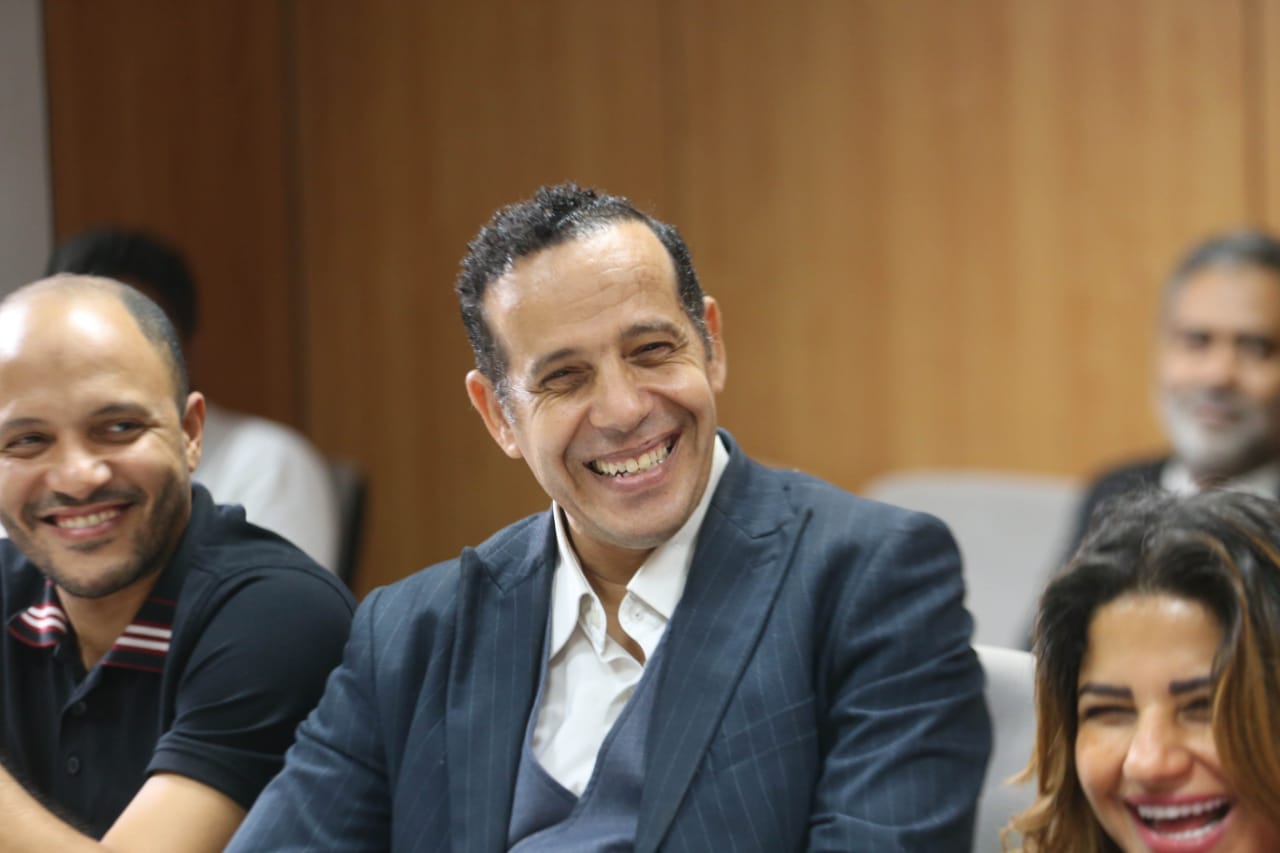 الدكتور محمد ثروت يحصل على شهادتين دولتين فى تقنيات الذكاء الاصطناعى 1 9 72