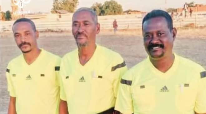 3 حكام أشقاء يصنعون حدثًا نادرًا في دوري الدرجة الأولى بكريمة في السودان 1 2 31