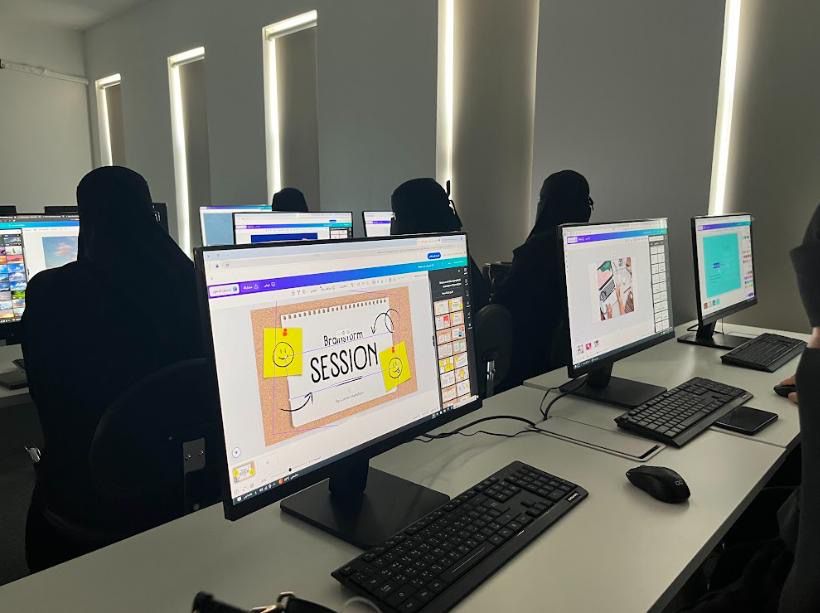 البنك العربي الوطني anb يتبنّى تأهيل وتمكين 100 شاب وشابة لسوق العمل عبر مبادرة "بُناة" بالشراكة مع جمعية فتاة الأحساء 1 IMG 20260129 WA0022