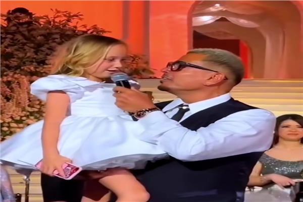 عمرو دياب وحماقي وتامر حسني يشعلون حفل زفاف ابنة «السعدي» 1 6 11