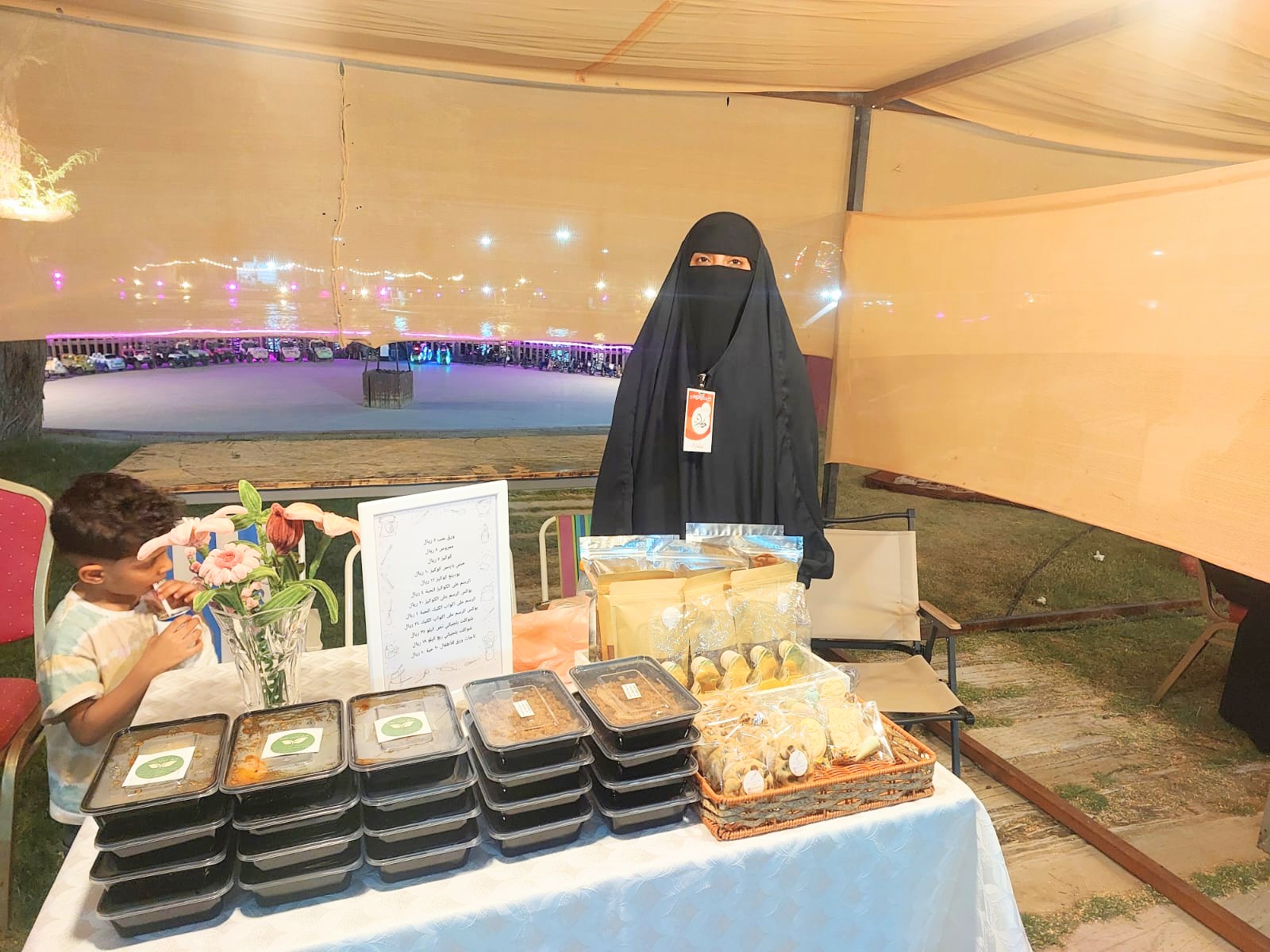 برعاية مدينة جواثا السياحية بالأحساء.. نادي حكاية الإبداعي يقيم فعالية "عيدنا معاكم" احتفاءً بعيد الأضحى 5 12