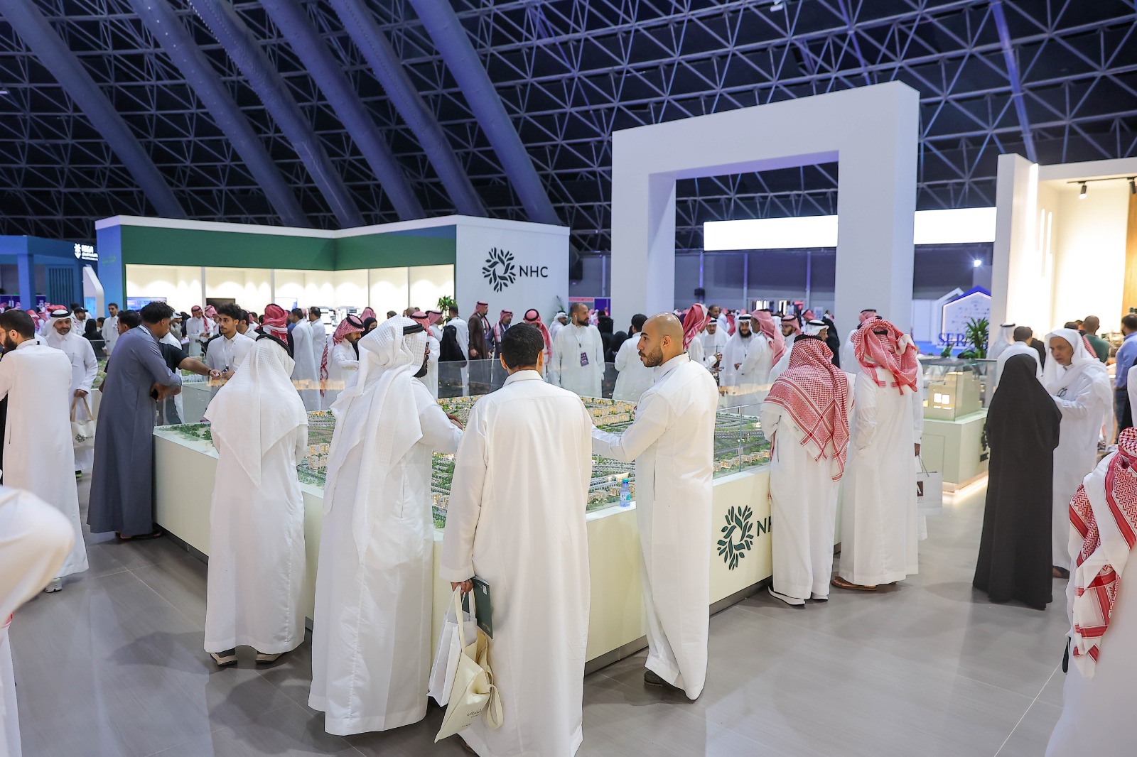 برعاية وزارة البلديات والإسكان.. انطلاق أعمال معرض "سيريدو" العقاري الخامس في جدة مطلع سبتمبر المقبل 1 1 25