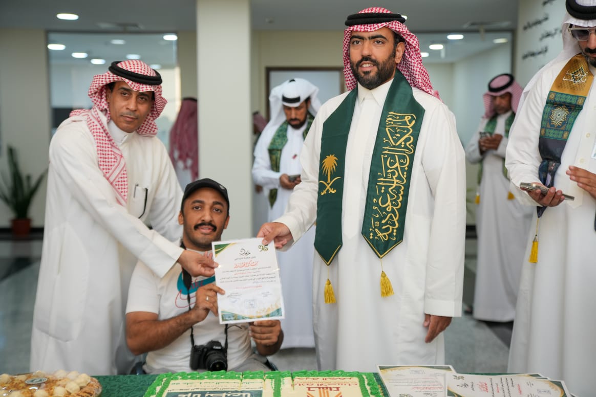 نادي حكاية الإبداعي يحتفل باليوم الوطني السعودي الـ96 بالتعاون مع بلدية الجفر 18 3 4