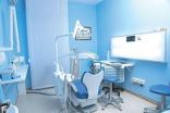 خطأ طبي لعيادة أسنان تسبب في قطع جزء كبير من لثة مواطن