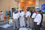 رواد كشافة الأحساء يشاركون في تفطير الصائمين في مسجد بن خميس بالصالحية