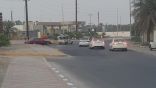 دوار الجبيل ينذر بحوادث السير والمواطن يطالب إدارة المرور بالتدخل